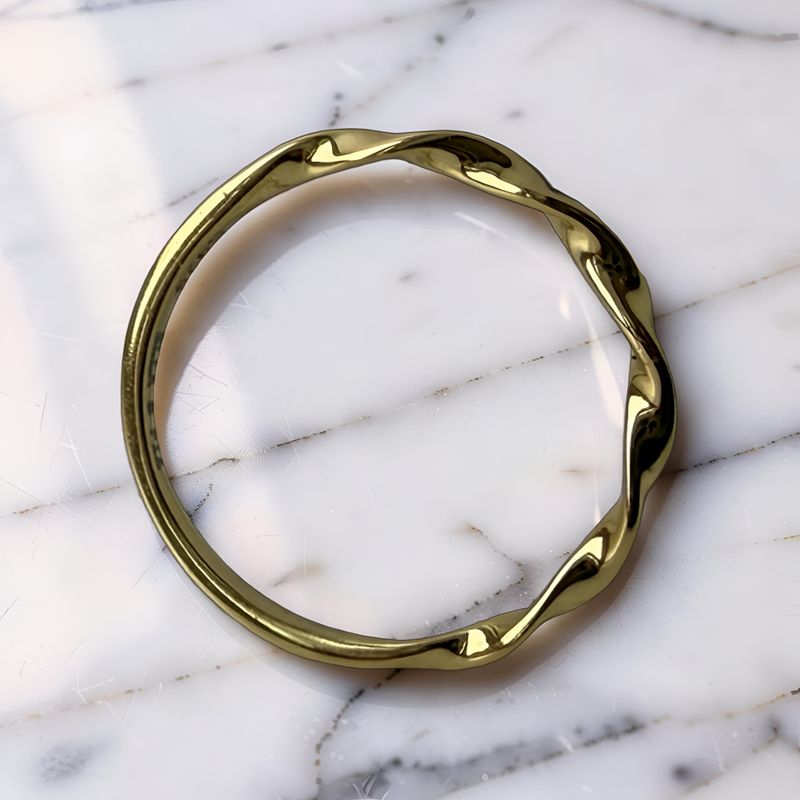 Devon Ring Gold