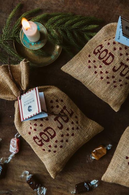 Mathildas Julekarameller) 400g