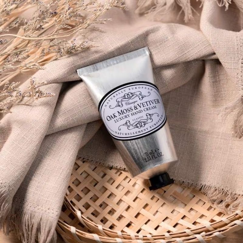 Naturally European Hand Cream Oak Moss & Vetiver