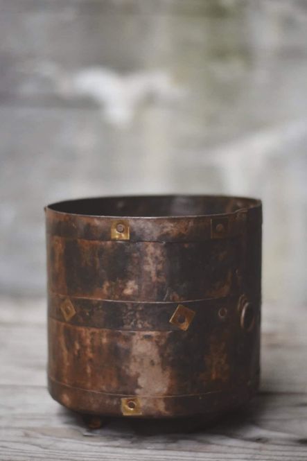 Hovedbilde Vintage jernpotte ca. 18x18cm 